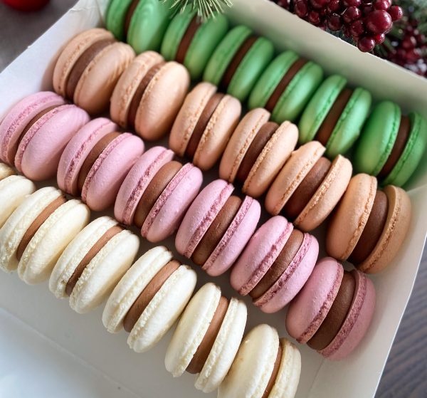Box of 24 Macarons